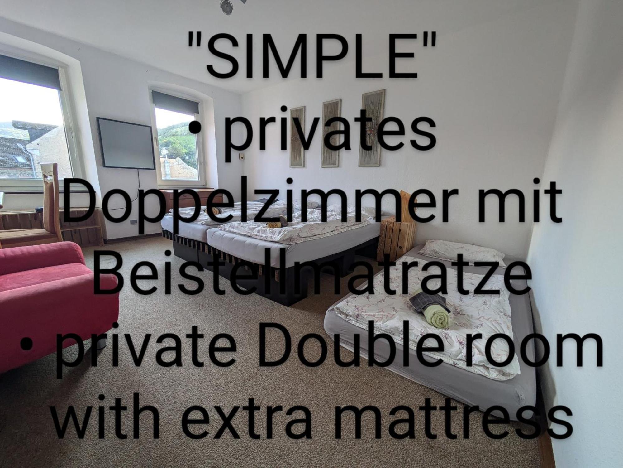 Monkey Factory - Mini Home-Stay Hostel Traben-Trarbach Bagian luar foto